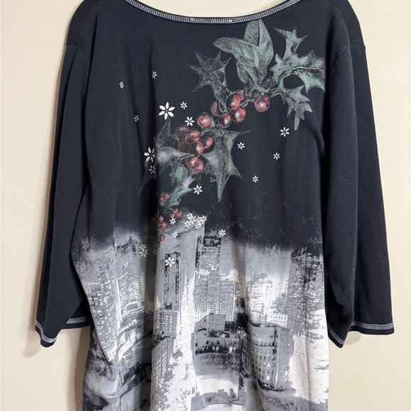 Essentials 3/4 New York Graphic Tee - Picture 6 of 7